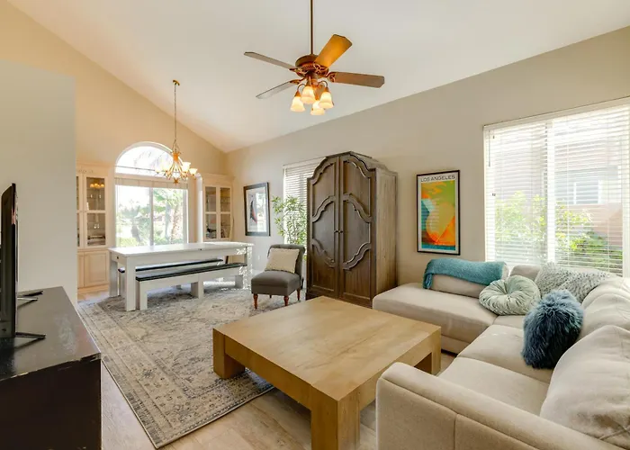 Lakefront Living! Huge W/ Pool Table Phoenix