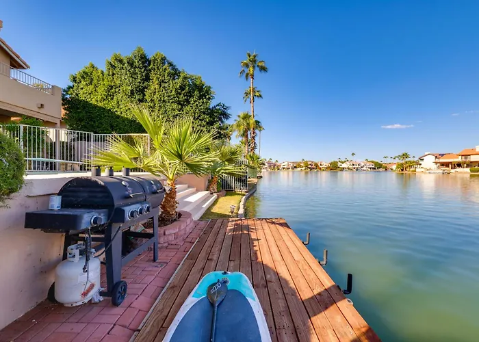 Lakefront Living! Huge W/ Pool Table Phoenix